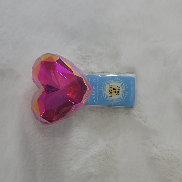 Bath & Body Works Valentine's Heart Wallflower Plug Light Up 24/7